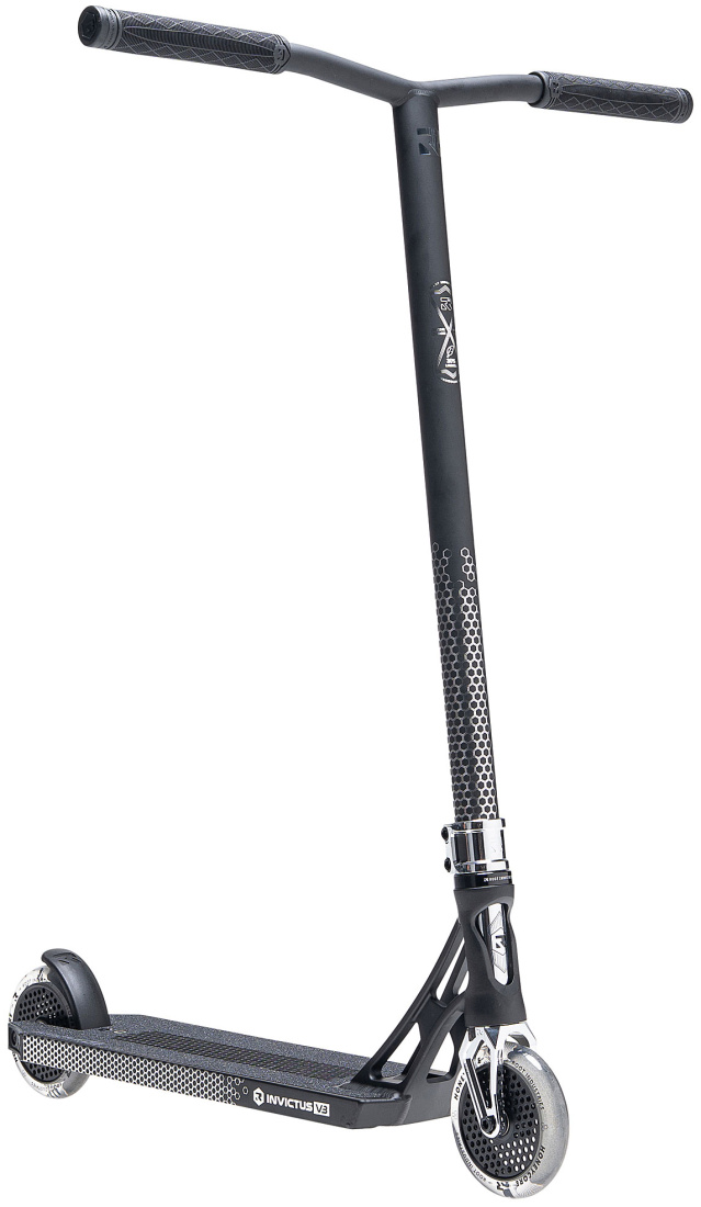 Самокат ROOT INDUSTRIES Invictus 3 Black